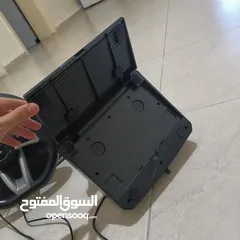  4 سترينج بلايستيشن اصلي من شركة بلايستيشن مستعمل بحالة الوكاله تم استعماله مرتين فقط يشتغل على ps4 ps3