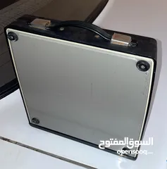  18 3 آلات طابعة يدوية وواحدة كهرباء . الاسعار والتفاصيل في الوصف.