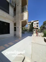 30 شقة ارضية على شارعين207 م داخلي 60م تراس امامي بتشطيب فاخر 3 نوم 2 ماستر مرج الحمام