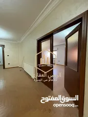  3 شقة / للايجار / 3نوم / سابع / 200 متر