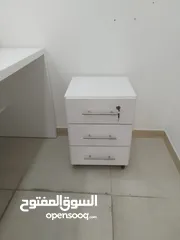  6 كاونتر استقبال بحالة ممتازة للبيع