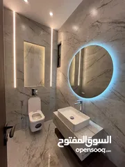  11 ارضية مع ترس في ضاحية النخيل تشطيب ملوكي و منطقة فلل