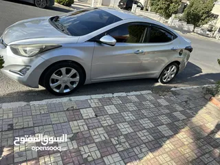  4 هونداي افانتي 2015 للبيع