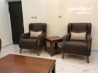  22 طاولات لغرف الضيوف خشب زان