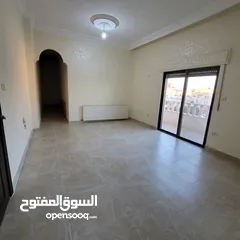  11 شقة للبيع  خلف مستشفى السعودي اطلالة دائمه وميميزة
