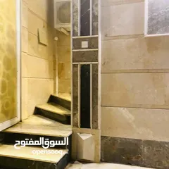  10 شقة سكنية للايجار منطقة حي صنعاء تشطيب حديث