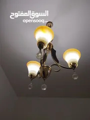  2 مصابيح سقف بثلاث اضاءت لون ذهبي