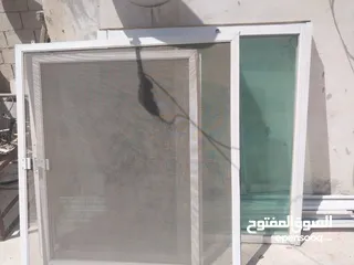  4 3 شبابيك بحال الوكاله مع سكك ومنخل