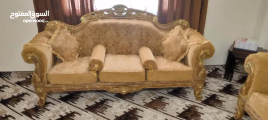  3 طقم كنب زان سبع مقاعد بحالة ممتازة