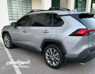  2 Toyota Rav4 2019