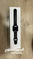  1 ساعة أبل الإصدار الخامس Apple Watch Series 5 بحالة ممتازة