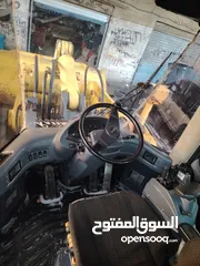  1 جرافه كوماتسو للبيع موديل 2006 380 داش فايف
