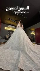  11 شروة مجموعة من بدل الابيض و الملون و فساتين السهرة