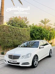  2 Mercedes E300 2011