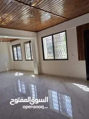  6 شقة من فيلا ارضي مع حديقة