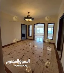  16 شقة طابقية - خلدا - 4نوم 2 ماستر - 365م - عروضنا غير..