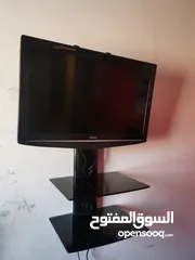  2 شاشة تلفزيون LCD