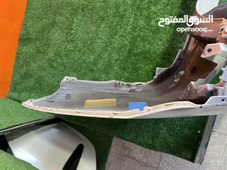  12 طمبون خلفي تويوتا بريوس 2019-2022 Toyota  متوفر عدد من طمبونات و عدة الوان Prius  تويوتا2019-2022