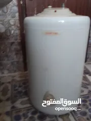  1 كيزر كهرباء بحاله ممتازه شغال ميه ميه