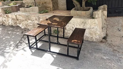  1 طاولة حديقة مع 4 جلسات
