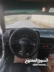  22 اوبل كدت ستيشن موديل 88 محرك 1600 انجكشن فحص قير عادي مرخصه ترخيص طويل