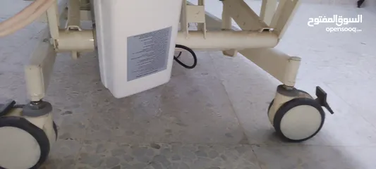  3 سرير طبي كهربائي مستعمل شبه جديد وكاله