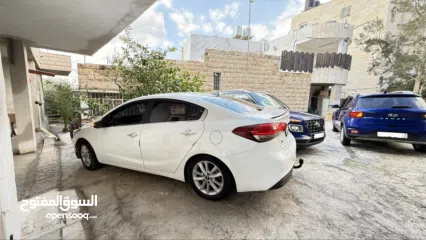  19 كيا سيراتو k3 ديزل 2017 نخب عداد قليل