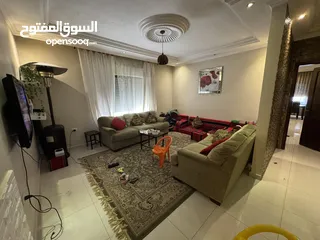 8 شقة للبيع خلف مستشفى الراهبات الوردية (( واتس اب))