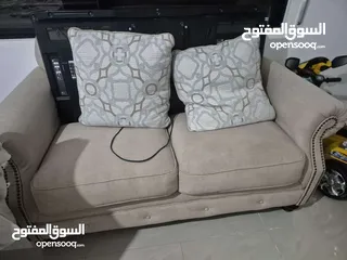  3 طقم كنب اشلي من السعودية لون بيج