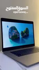  8 Apple MackBook Pro 2019