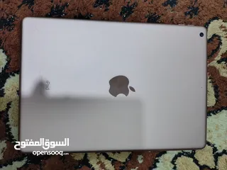  2 Apple ipad 8 (8th Gen)