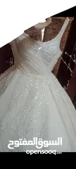  1 بدلة عروس جديدة
