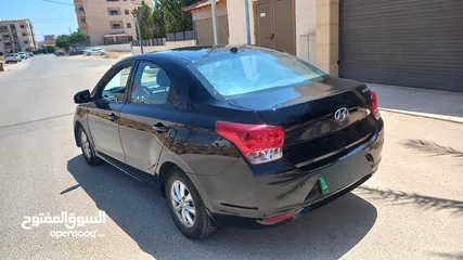  6 هونداي رينا 2020 فحص 3 جيد لون اسود ملوكي فل الفل بفتحه سياحيه بسعر مغري قابل للبدل