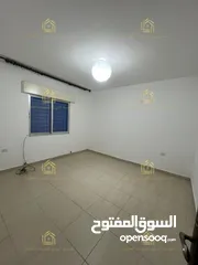 6 شقة فارغة - البنيات - 3نوم 1ماستر - ارضية - ترس - قرب الخدمات