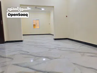  10 للبيع بيت بالرفاع الشرقي مجدد بالكامل