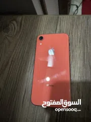  2 ايفون XR 128 جيجا بحالة شبه ممتازة للبيع