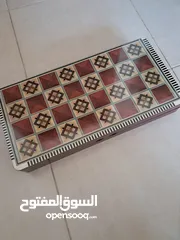  11 طاوله نرد مع حجارها بشكل جميل وخشب قوي