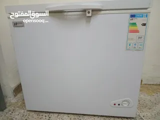  1 فريزر نيوتن ناشونال بطح  300 لتر مع 2 سلال و أبواب زجاج وموفر طاقة ++A