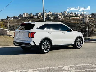  2 كيا سورينتو بزنس كلاس بسعر حرق من المالك مباشرة مرخصة 2020 وفول الفول بانوراما وبزنس وهولجرام وكلو.