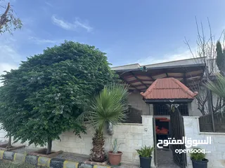  26 منزل مستقل خريبة السوق نافع قرب سوق الخضار المركزي للبيع