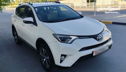  3 Toyota RAV4 2018