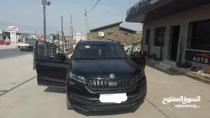  2 سكودا كودياك سبورت لاين  7 مقاعد
