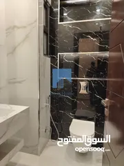  7 شقة فاخرة للبيع في خلدا - قرب إشارة الدر المنثور طابق ثالث مع روف دوبلكس 190م لم تسكن
