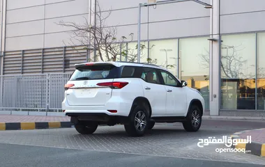  17 Toyota Fortuner GXR - 4WD - 2017 GCC - V6