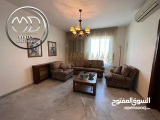  4 شقة فارغة للايجار جبل عمان طابق أول مساحة 250م 4 نوم اطلالة جميلة