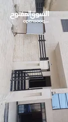  12 شقه جاهزة للبيع بناء جديد لم تسكن من قبل.