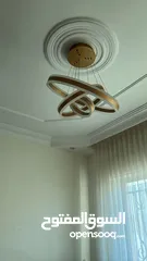  2 ثريات عدد 2 شبه جديد استعمال قليل