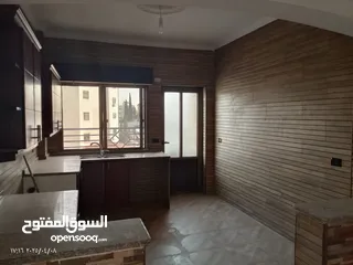  6 شقة طابق ثاني للبيع في الزرقاء الجديدة بالقرب من مسجد بادي بتشطيبات سوبر