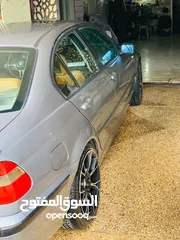  4 BMW  E46  للبيع بسبب اضروف
