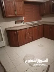  8 مطبخك فقط  .. شامل رخام ومجلى وبطاريه